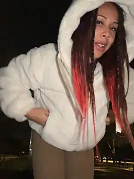 HaileyDianaのウェブカメラショー