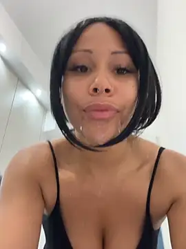 HaileyDiana's Webcam Show