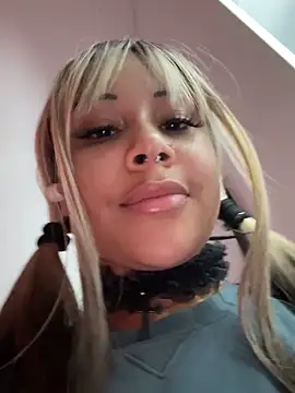 HaileyDiana's Webcam Show