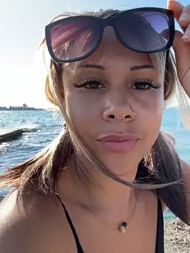 HaileyDiana's Live XXX Chat