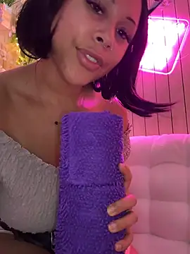 HaileyDiana webcam show