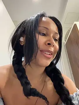Chat XXX en directo de HaileyDiana