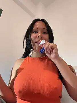 HaileyDiana – webcam-show