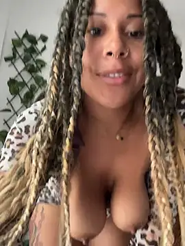 HaileyDiana webcam show