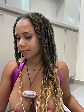 HaileyDiana – webcam-show