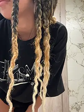 HaileyDiana webcam show