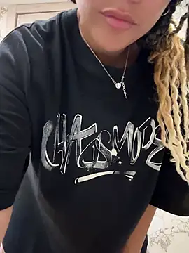HaileyDiana webcam show