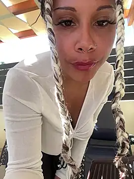HaileyDiana's Webcam Show