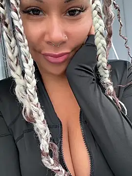 HaileyDiana's Webcam Show