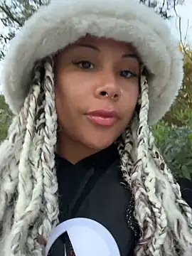 HaileyDiana's Webcam Show