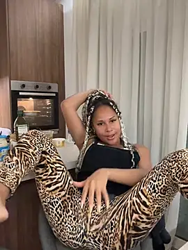 HaileyDiana webcam show