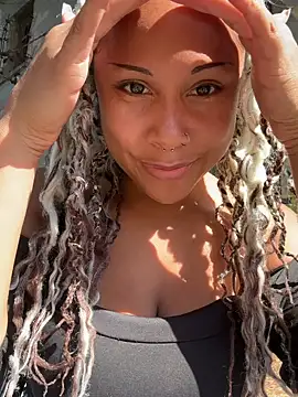 HaileyDiana Webcam Show