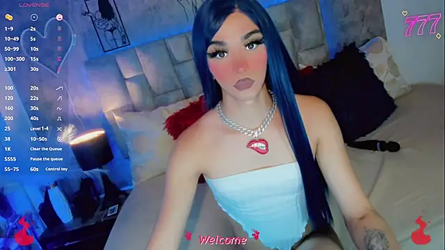 Baby_Aliz Show in webcam