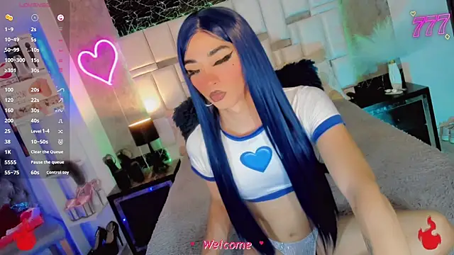 Baby_Aliz Show in webcam
