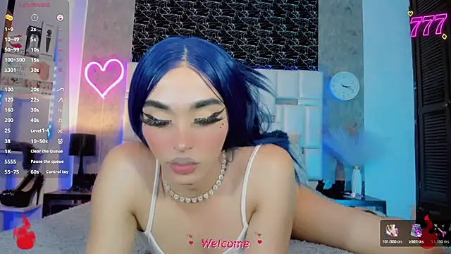 Baby_Aliz webcam show