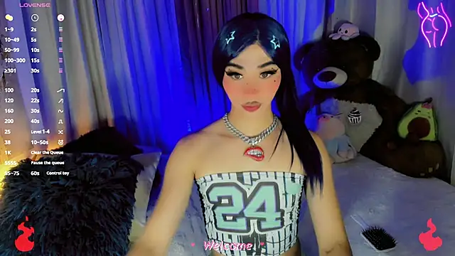 Baby_Aliz Show in webcam