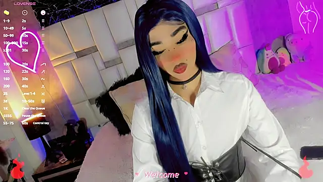 Baby_Aliz Show in webcam