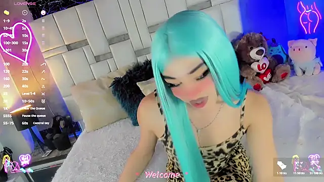 Baby_Aliz Show in webcam