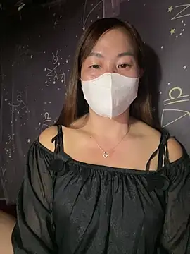 XXX chat uživo modela Lymay_love