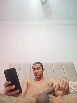 izmir_jigolo35 Webcam-Show
