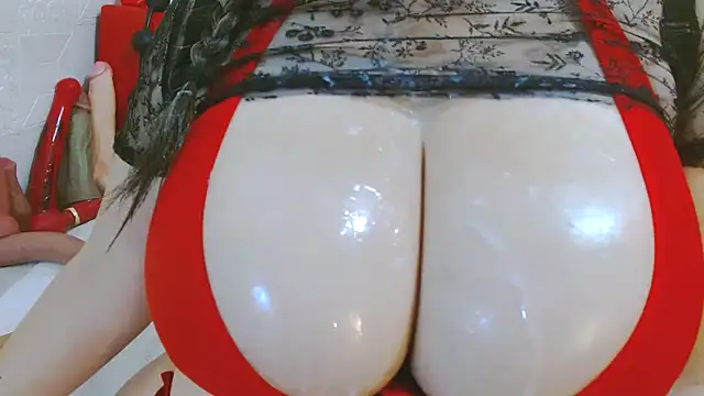 צ'אט XXX בשידור חי של KINKYDONAXXXX