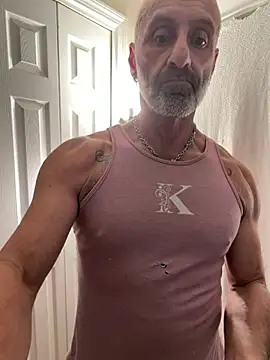 DaddySnowXX: διαδικτυακό σόου στην κάμερα