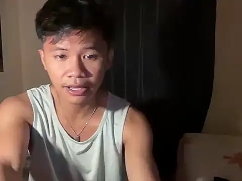 RaVeN354 Pertunjukan Webcam