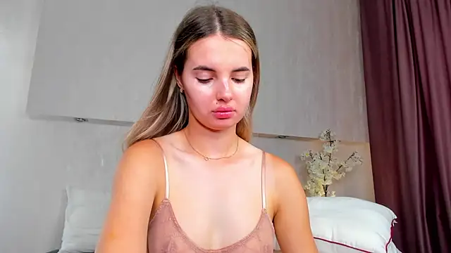 Erika_CarpenterのライブXXXチャット