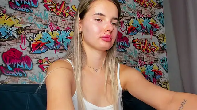 Erika_Carpenter's Live XXX Chat