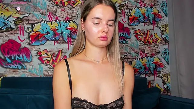 Erika_Carpenter XXX чат на живо