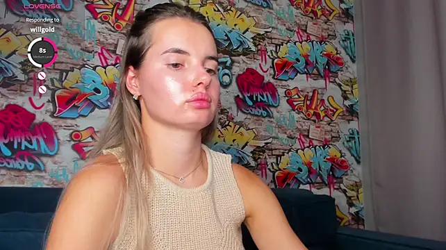 Erika_Carpenter: онлайн-секс-чат