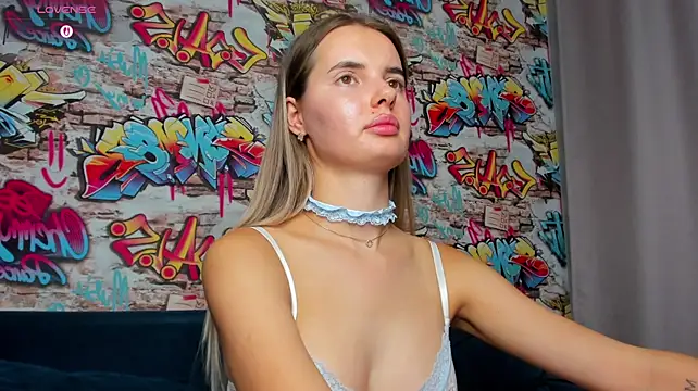 Erika_Carpenter Live XXX-Chat