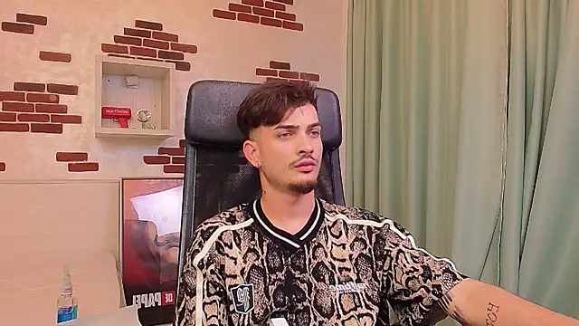 BrandonTate Live XXX-Chat