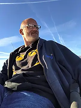 FloppyPickle4u's Webcam Show