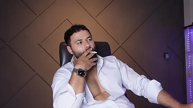 mattmasterss Show in webcam