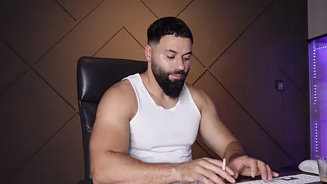 عرض كام mattmasterss
