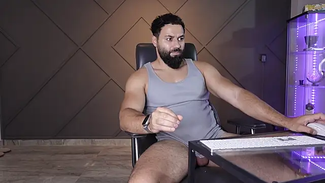 mattmasterss: διαδικτυακό σόου στην κάμερα