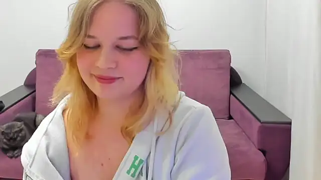 AlicePopsy Chat XXX in diretta