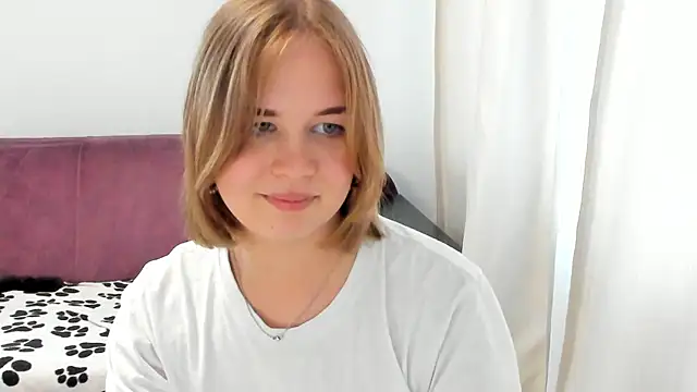 AlicePopsy Adlı Modelin Canlı XXX Sohbeti