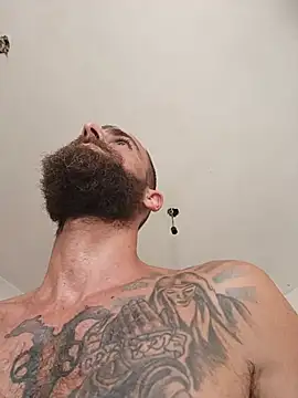 Big_Dick_Albanian_Goat's Webcam Show