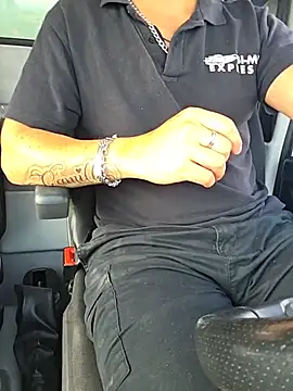 passivello98xxx 网络视讯表演