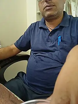 Desi_couple85のウェブカメラショー