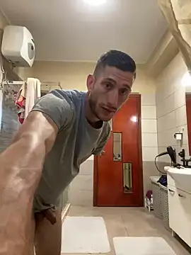Show modela Gionnytav na web-kameri
