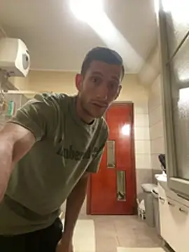 Gionnytav Pertunjukan Webcam