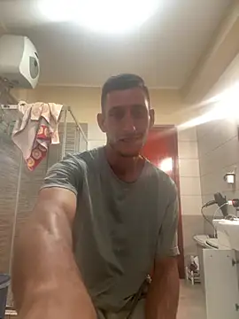 Gionnytav Show in webcam