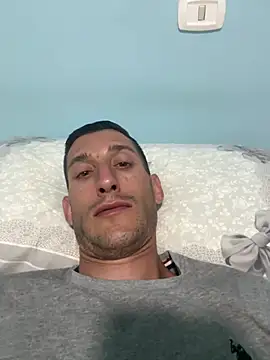 Gionnytav 网络视讯表演