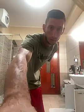 Gionnytav Webcam show