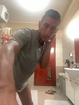 Gionnytav's Live XXX Chat