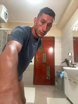Gionnytav Webcam show