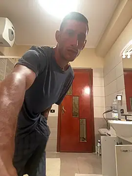 Gionnytav Webcam show